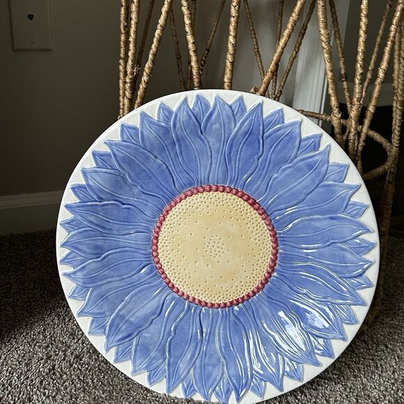 Vintage 16" Pfaltzgraff Blue and Yellow Dahlia Pattern Sculpted Majolica Platter - Picture 1 of 7